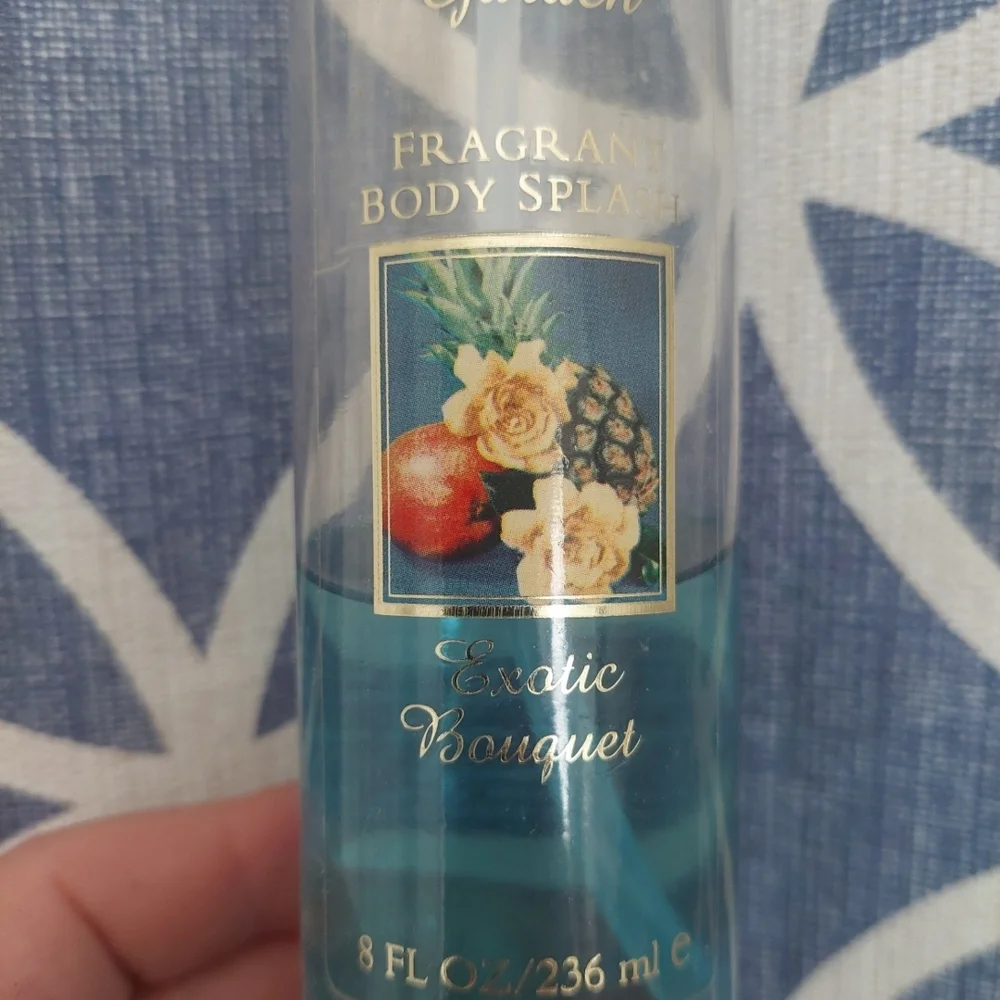 ISO - Victoria's Secret Exotic Bouquet Fragrant Body Splash